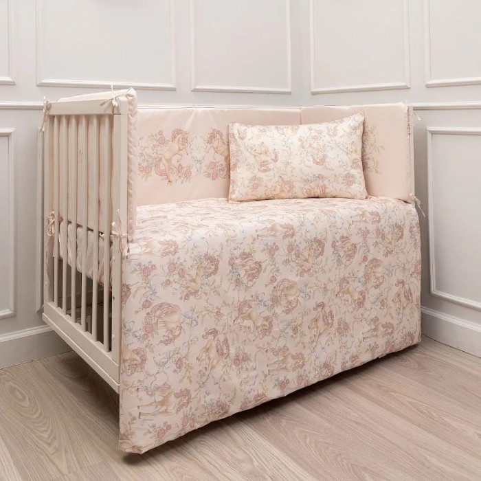 Комплект 6 предметов Lappetti «Волшебные грезы» в прямоугольную детскую кроватку Комплект 6 предметов Lappetti «Волшебные грезы» в прямоугольную детскую кроватку